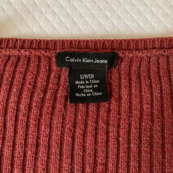 🍓 Calvin Klein Sweater 🍓 - Picture 4 of 4